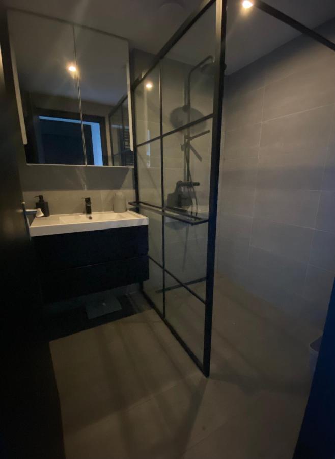 Casa Aan De Plas, B&B Met Sauna En Hottub Of Jacuzzi Nieuwkoop Exterior foto